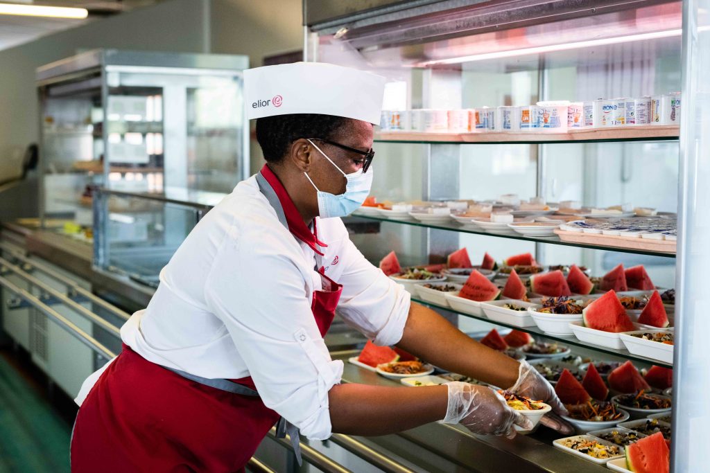 Hector le collector accompagne Elior Derichebourg dans la valorisarion des déchets en restauration collective